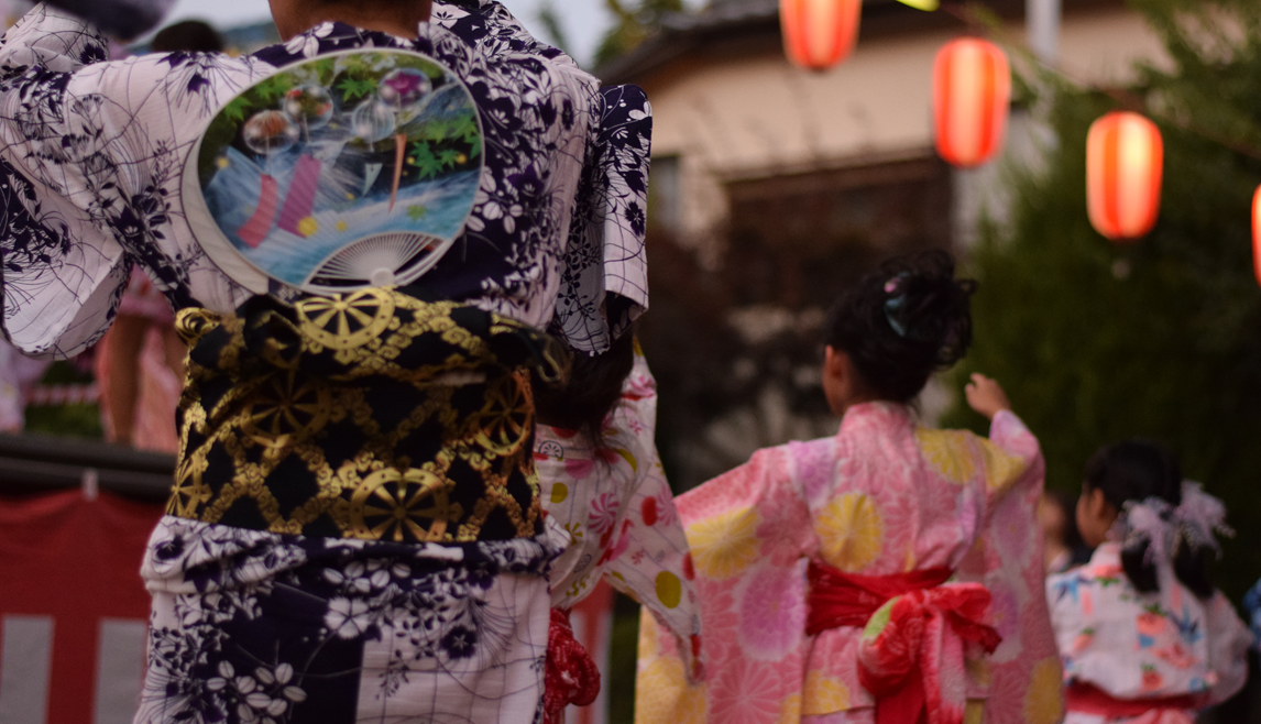 盆踊り